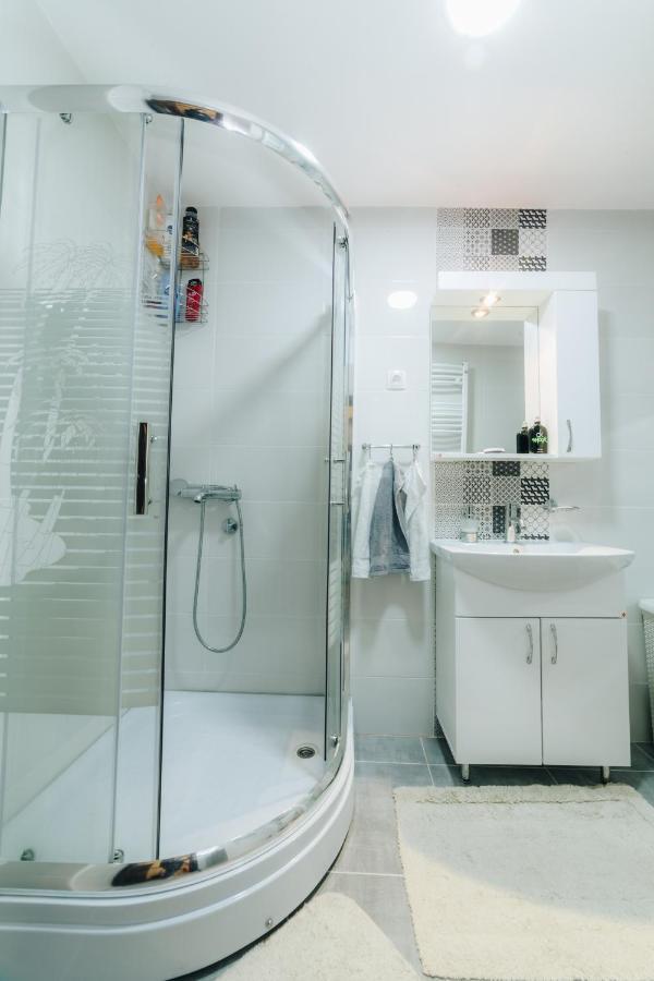 Urban Lux Apartmani Крагуевац Екстериор снимка